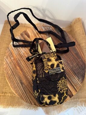 NWT Donna Sharp Quilt Crossbody Mini Purse in Black and Gold Animal Print
